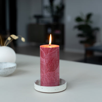 Shea-Blockljus Rot I Ø 67 x H150 mm – nachhaltige Eleganz