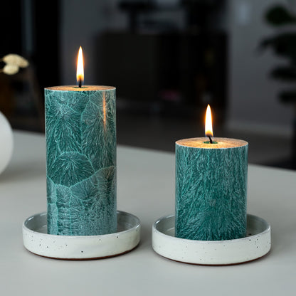 Shea Blockkerze Tannengrün I Ø 67 x H150 mm – nachhaltige Eleganz